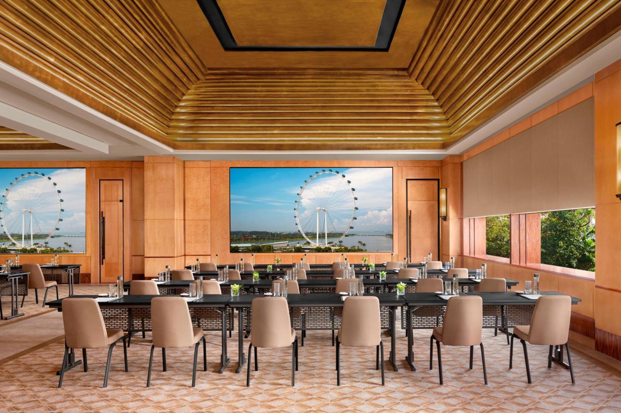 The Ritz-Carlton, Millenia Singapore Ngoại thất bức ảnh The Club at Marina Bay Sands